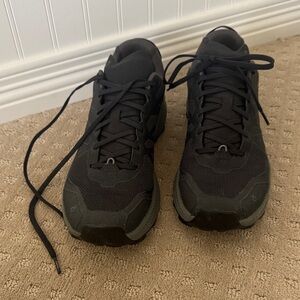 Oboz Katabatic LT Gortex Low Hikers, Black, Men’s size 10